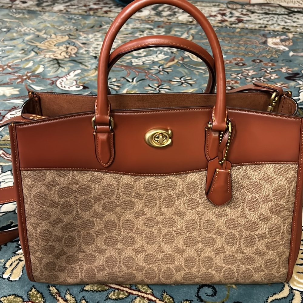 Coach Brooke Carryall. Classic, beautiful, roomy bag. Bag is practically new!
